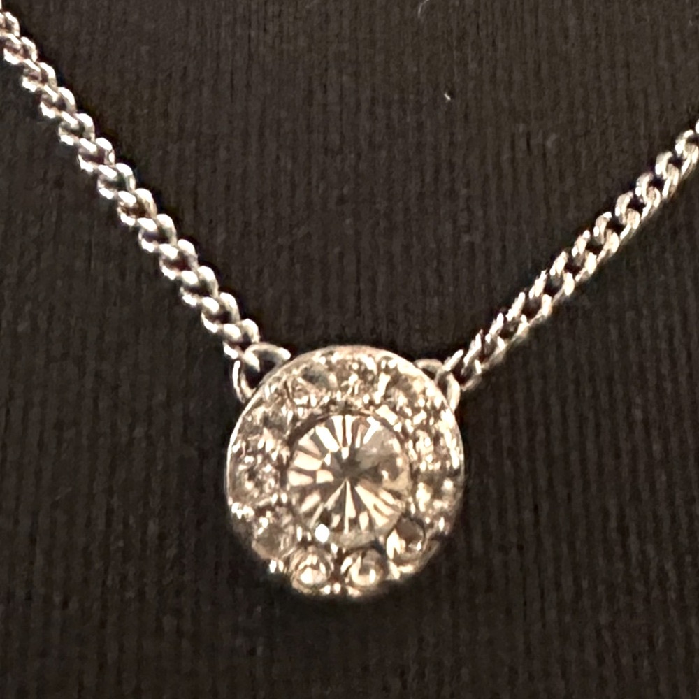 Givency Round Rhinestone Pendant - Picture 2 of 12